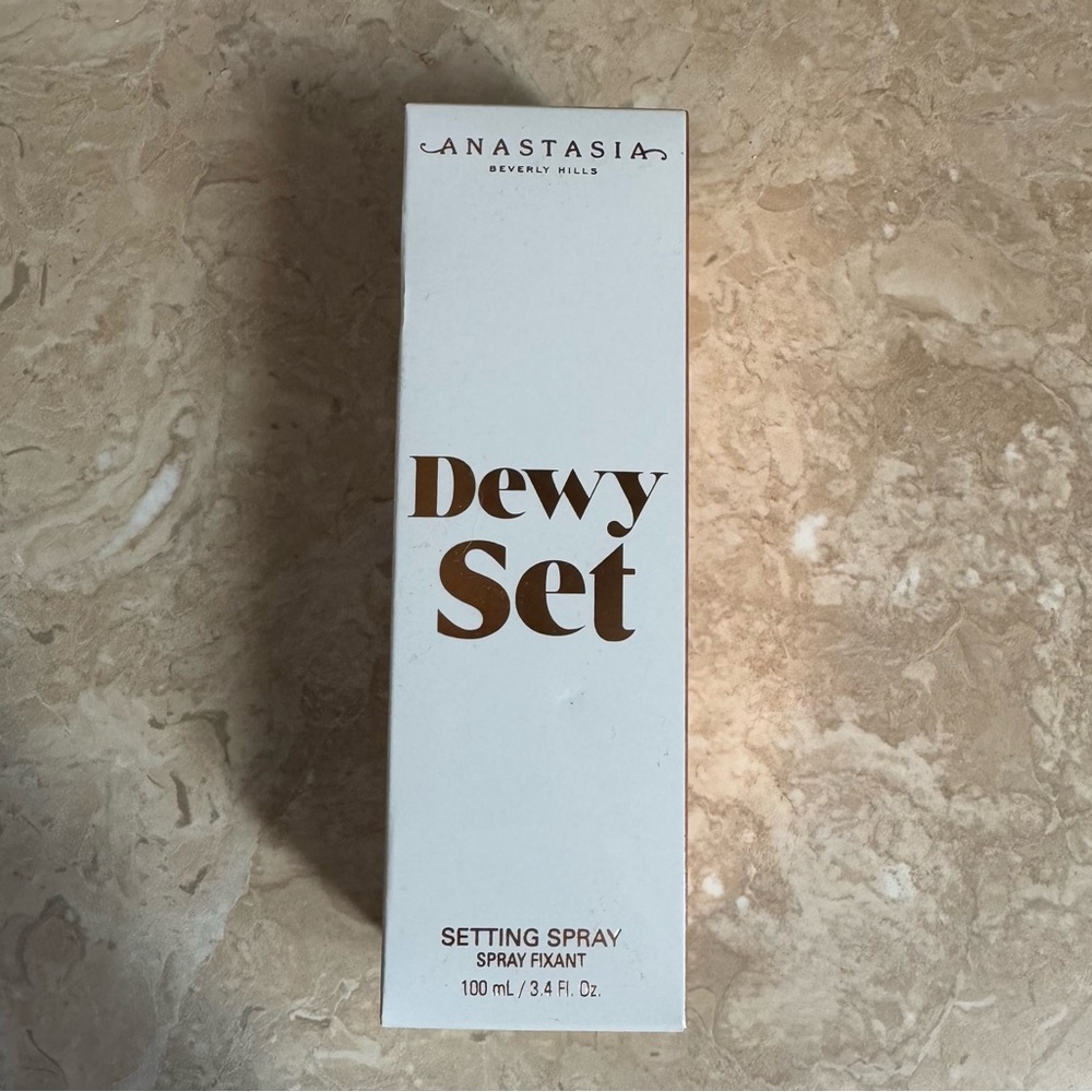 Anastasia Beverly Hills Dewy Set Setting Spray